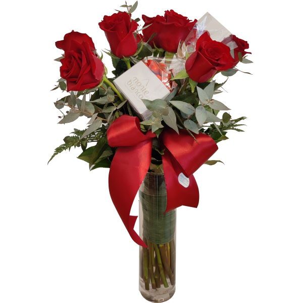 Imagem de rosas e chocolate